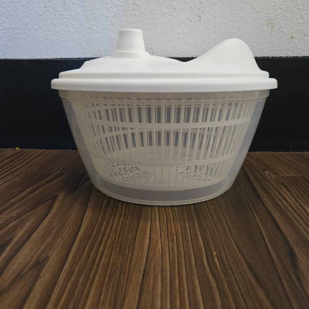 Ikea Salad Spinner Bowl TOKIG White Double Salad Lettuce Serving Bowl Container